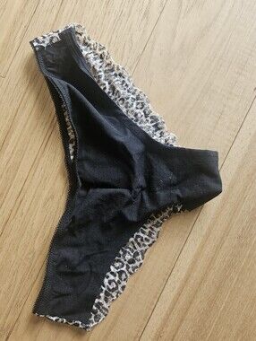 Vintage PINK Victoria Secrets Black Lace-Trim Leopard Bikini Pantyc